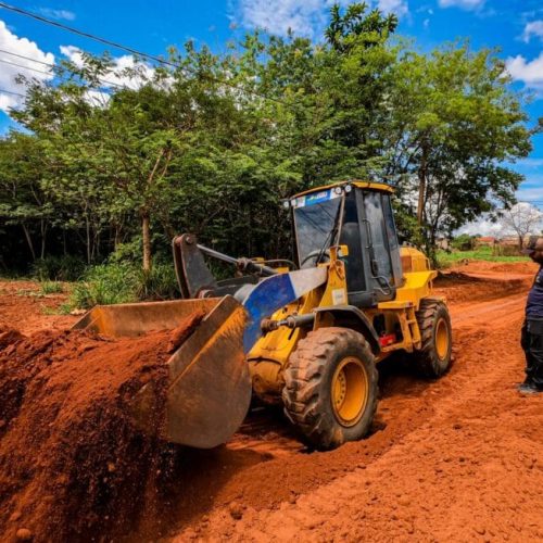 Obras de pavimentação na Linha 625, em Jaru, transformam mobilidade na região