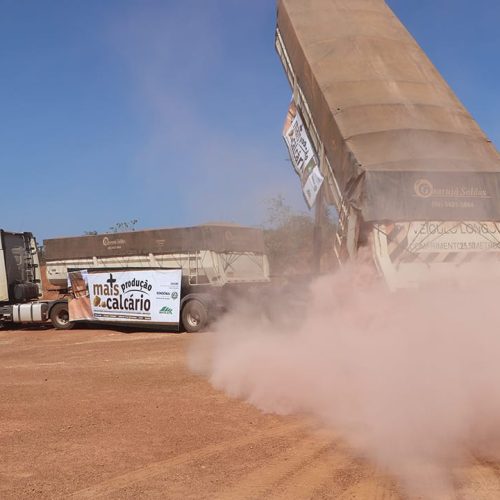 Mais de 5 mil toneladas de calcário foram entregues pelo governo de RO a produtores em 2025