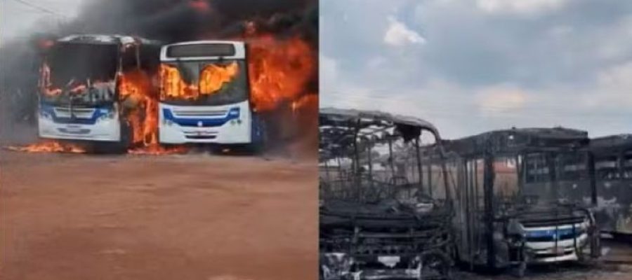 Ônibus destruídos após incêndio em Rolim de Moura (RO). — Foto: Redes Sociais/Reprodução.