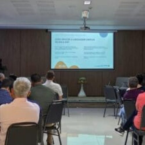 Palestra orienta servidores sobre uso da Linguagem Simples no atendimento ao cidadão