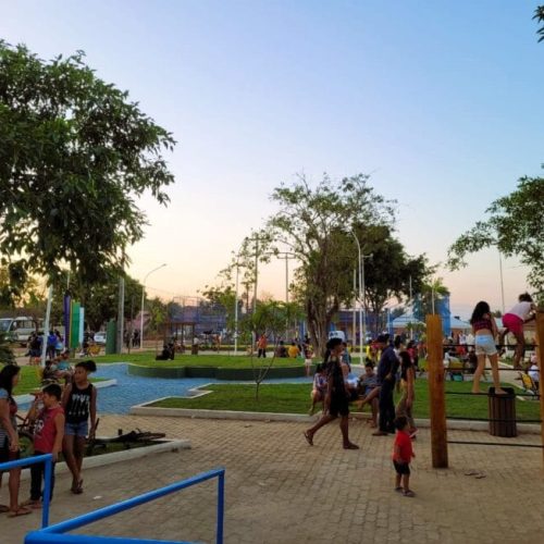 Distrito de Vista Alegre do Abunã recebe do governo de RO praça totalmente revitalizada