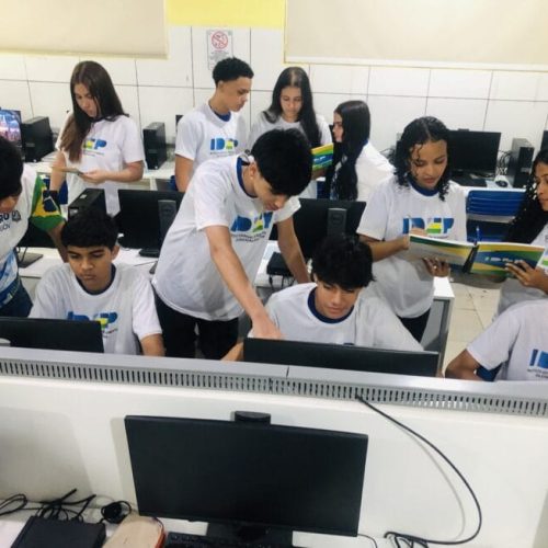 Educação profissional viabiliza Curso Técnico em Informática para alunos do ensino médio, em tempo integral