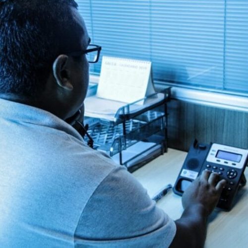 Comunicação pública é ampliada com tecnologia VoIP e recepcionista digital