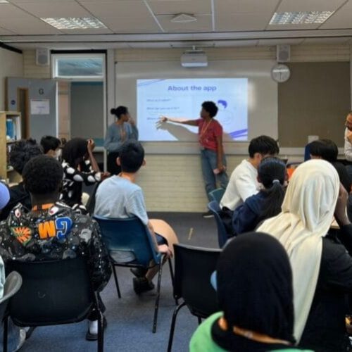 Governo de RO abre seleção de intercâmbio na Inglaterra para 35 estudantes da rede pública estadual