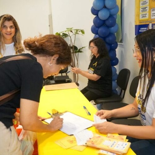 Encerramento do Julho Amarelo leva saúde, testagem e vacinação ao Espaço Saúde