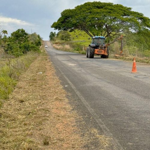 Governo de RO realizada manutenção na RO-205, em Cujubim