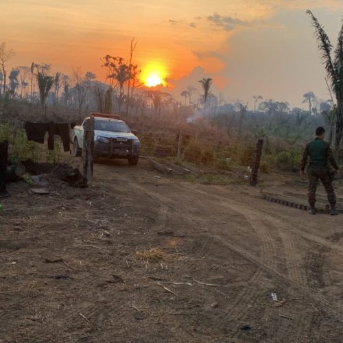 Policiais militares sofrem atentado a tiros em base do Parque Estadual de Guajará-Mirim