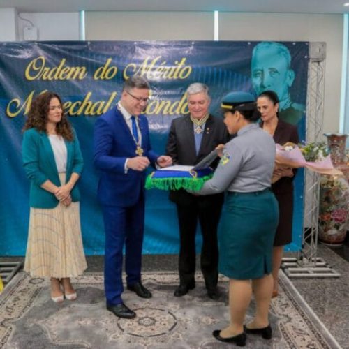 Governo de RO homenageia desembargador do Judiciário com a Medalha Mérito Marechal Rondon