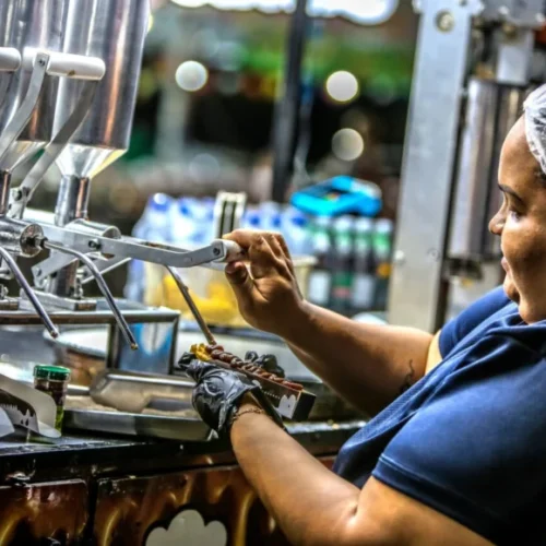 Boa notícia para quem busca trabalho: Rondônia reúne milhares de oportunidades em todo o estado