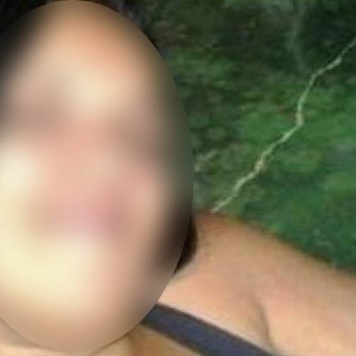 Mulher é morta com mais de 60 facadas; vítima recusou ajuda da família e deixou filho de 10 anos