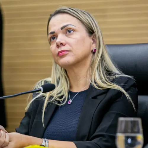 Deputada Cláudia de Jesus celebra aprovação de projeto que reconhece servidores da Emater