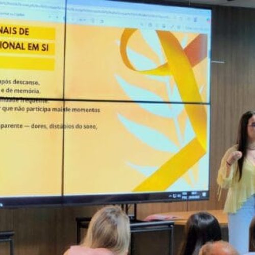 Servidores participam de palestra sobre valorização da vida no serviço público