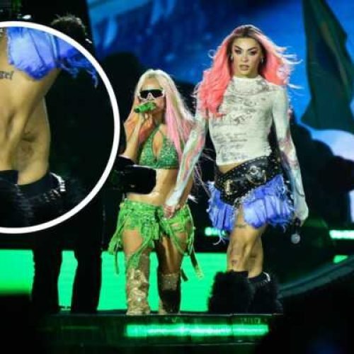 Pabllo Vittar leva tombo em show de Karol G, mas não perde a pose