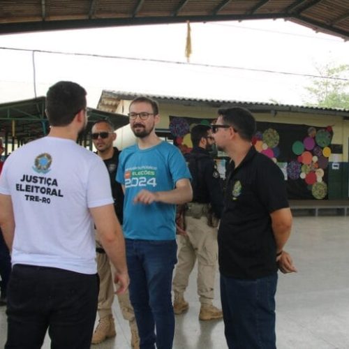 MP Eleitoral flagrou derrame de santinhos e propaganda irregular no 1º turno das eleições em Porto Velho (RO)