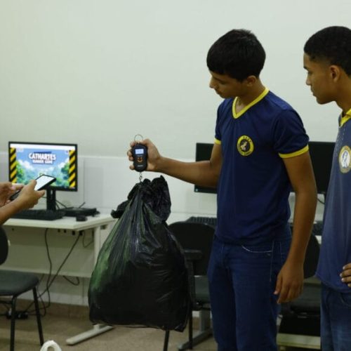 Governo de RO incentiva inovação e leva estudantes à Mostratec com aplicativo de coleta seletiva