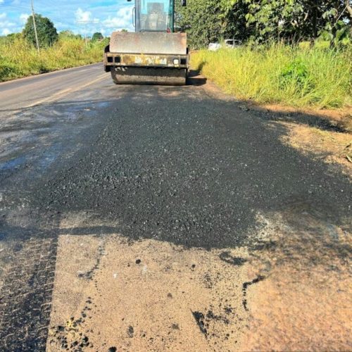 Manutenção na RO-010 é realizada pelo governo de RO entre distrito de Nova Estrela e Rolim de Moura