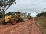 Serviços de manutenção na RO-135 entre Vila Marcão e Porto Rolim do Guaporé são iniciados