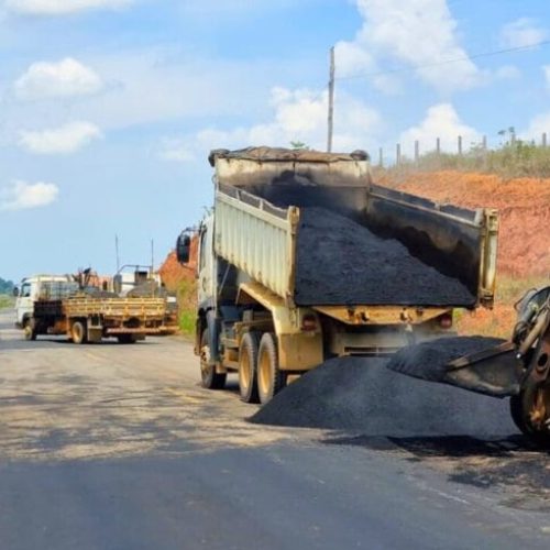 Governo de RO executa serviços de recuperação asfáltica na RO-257, entre Ariquemes e o 5° BEC