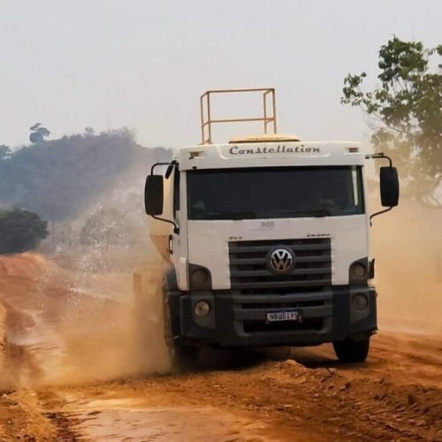 Manutenção em 28 km no Travessão Ribeirinho no Vale do Jamari é efetuada pelo governo de RO