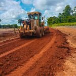 Rodovia 458 recebe manutenção e melhorias para garantir melhor trafegabilidade entre Alto Paraíso e Triunfo