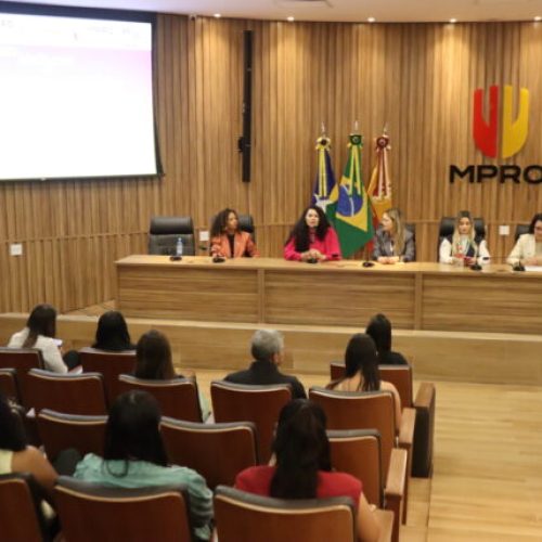 Roda de conversa promove diálogo sobre equidade de gênero com o tema “Mulheres na Administração Pública”