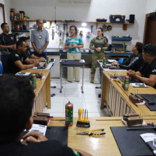 Curso de Manutenção em Armas é aplicado a policiais penais, em Porto Velho