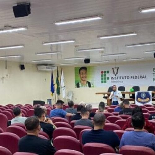 Cursos de “Noções de Direito Administrativo e Libras Básico” são ministrados para servidores do sistema penal