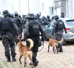 Revistas gerais e fiscalização do monitoramento eletrônico reforçam segurança prisional em Rondônia