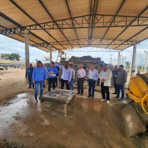 Projetos de ressocialização de Rondônia são apresentados à comitiva do Acre