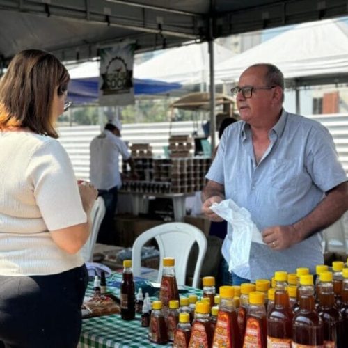 Feiras organizadas pelo governo de RO fortalecem agricultura familiar e estimulam valorização de produtos locais 