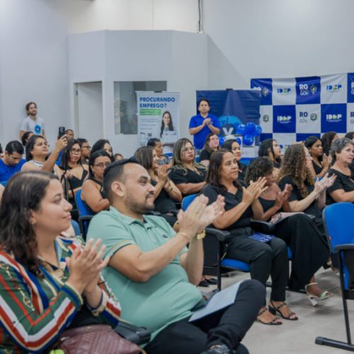 Governo de RO realiza entrega de certificado e kits aos concluintes do programa Vencer
