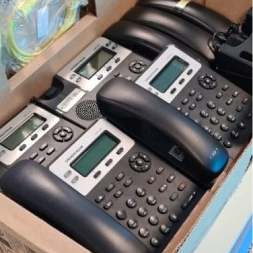 Instalação de aparelhos de telefonia VoIP garantem comunicação mais ágil e integrada no Cemetron