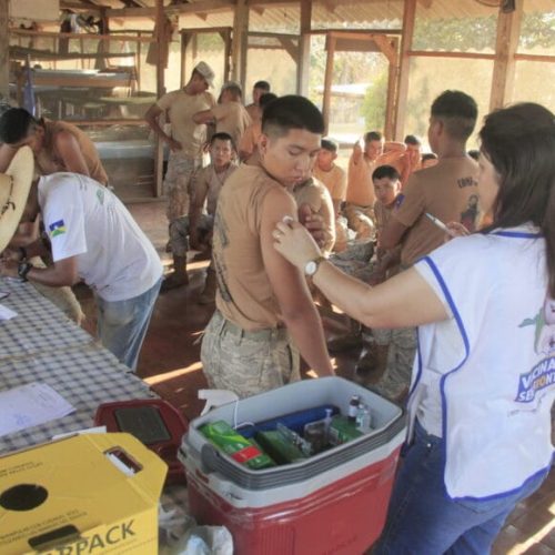 Vacinação Sem Fronteira percorre quase mil quilômetros para levar imunização a comunidades do Brasil e Bolívia