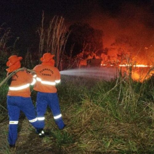 Governo de RO decreta mobilização máxima de combate a incêndios florestais no estado