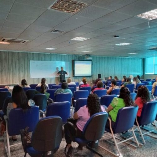 Servidores de Gestão de Pessoas recebem capacitação em Gestão de Frequência e Controle de Ponto