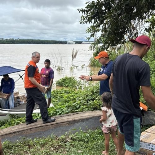 Defesa Civil leva hipoclorito de sódio para comunidades ribeirinhas