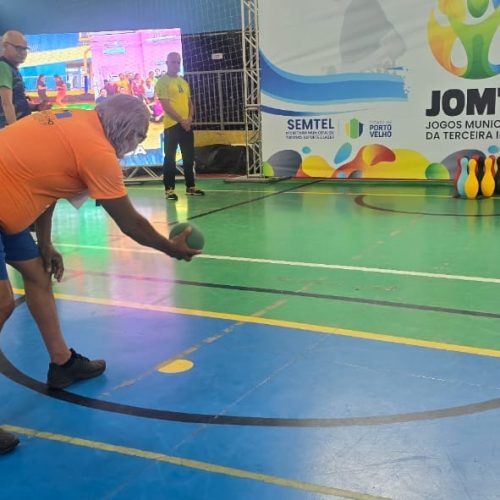 Idosos protagonizam com vitalidade o primeiro dia dos Jogos Municipais da Terceira Idade