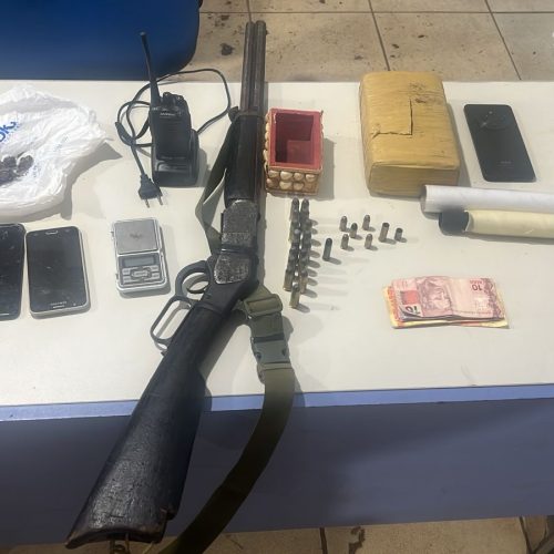 Operação integrada das Forças Táticas resulta na prisão de suspeito e apreensão de arma, munições e drogas no Residencial Orgulho do Madeira