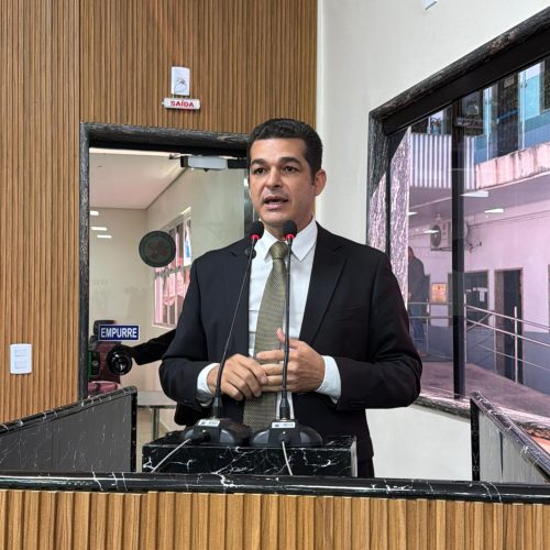 Adalto de Bandeirantes denuncia caos no transporte escolar e dispara contra empresa responsável pelo abastecimento da frota