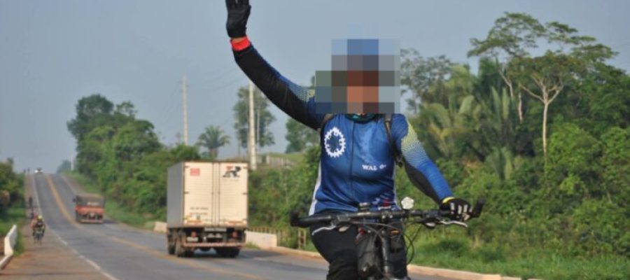 Ciclista morre atropelada por carreta na BR-319 em Porto Velho