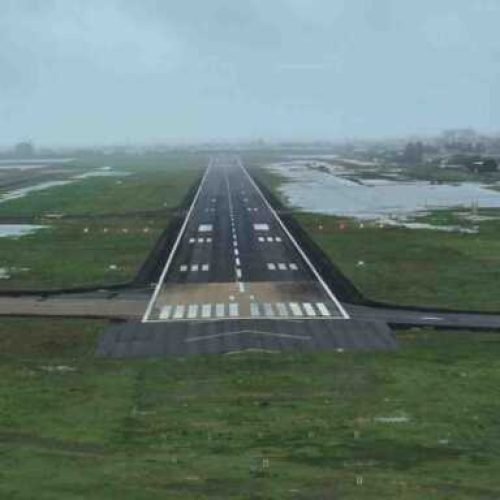 Aeroporto de Porto Alegre suspende voos por tempo indeterminado