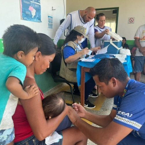 Vacinação Sem Fronteira chega à aldeia Lage Novo, em Guajará-Mirim e reforça assistência em saúde