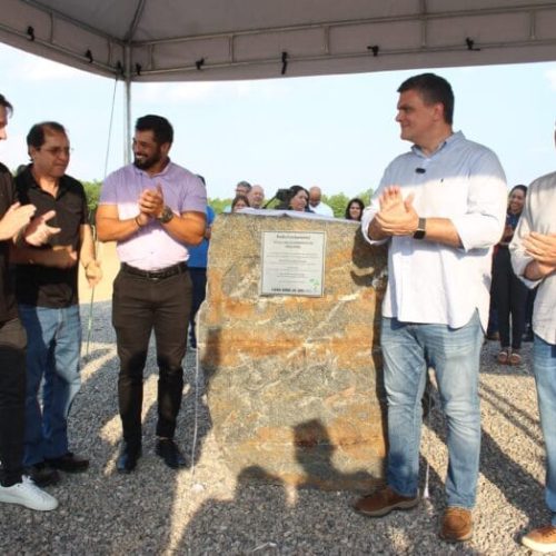 Deputado Alex Redano prestigia lançamento de pedra fundamental da Escola do Sesi em Ariquemes