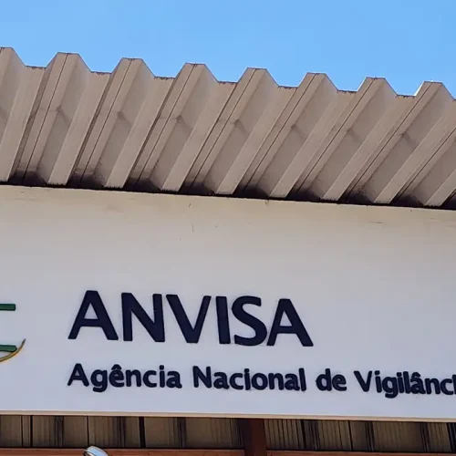 Anvisa suspende vendas de azeite, molho e polpa de fruta