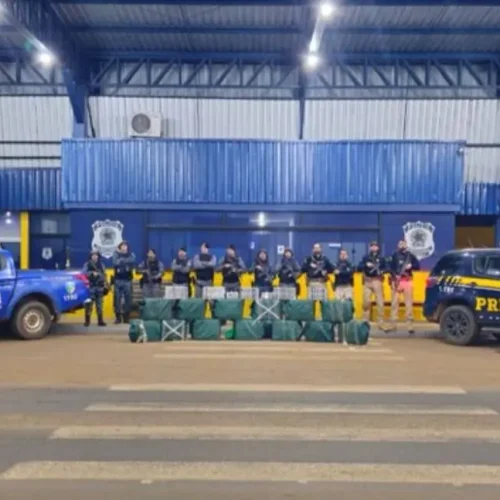 Apreensão de cocaína em Rondônia: PRF e PM interceptam quase 500 kg após capotamento