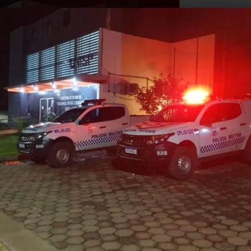 Casal é preso por chamar amigo do filho adolescente para participar de orgia