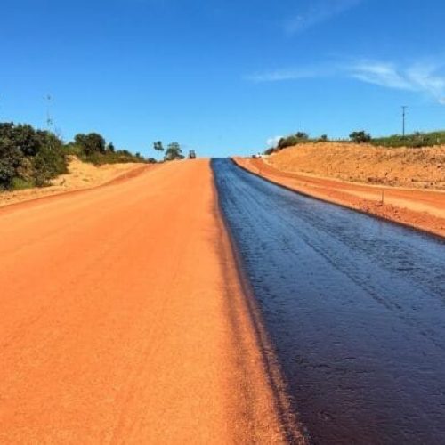 Rodovia-257 recebe nova pavimentação asfáltica na região do Vale do Jamari
