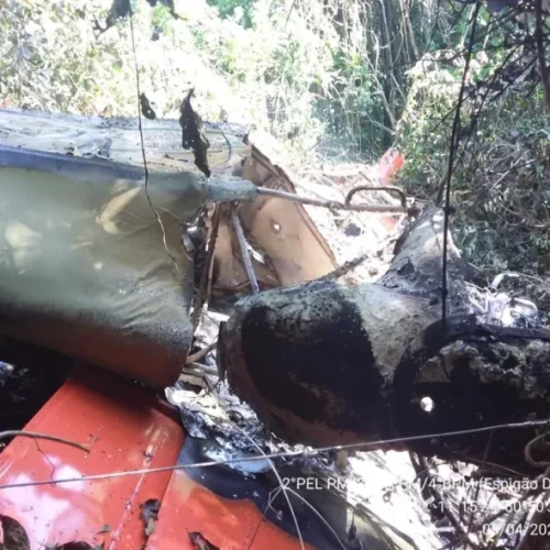 Avião que caiu em Espigão D’Oeste, RO, tinha modificações estruturais não certificadas e voava com etanol
