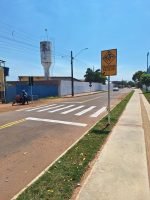 Faixa de pedestre solicitada por Sofia Andrade garante mais segurança em frente à Escola Moranguinho e Parque Abobrão