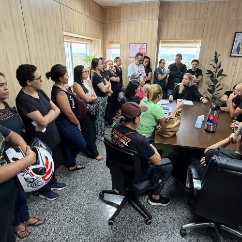 Mudanças no plano de carreira da Saúde têm emendas e mobilização da deputada Cláudia de Jesus